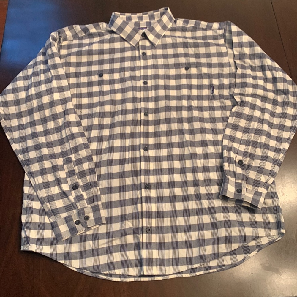 Patagonia XL plaid button down